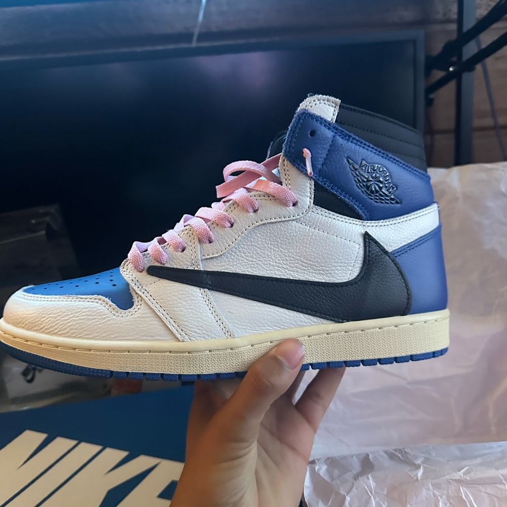 Brand new Travis Scott fragments never worn. Negotiable price.